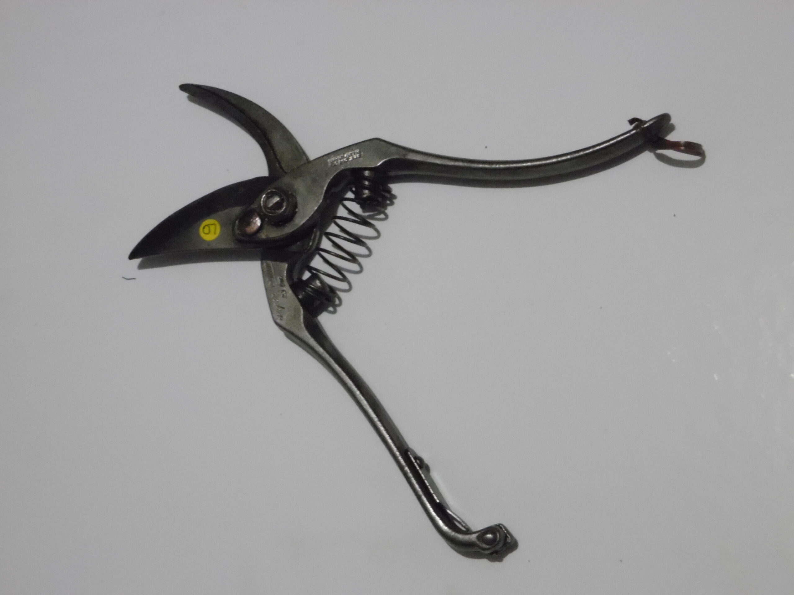 Marque :  Modèle :  Description :  Dimension :